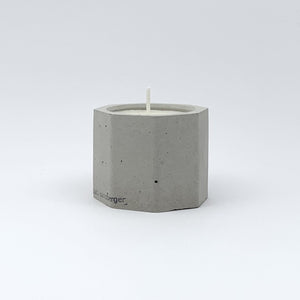 Kerzenhalter im Achteckformat aus Beton aus Österreich von Kreativwerkstatt Sandberger